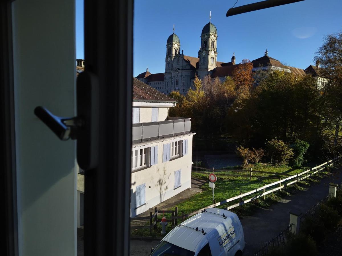 Gasthaus Meinradsberg Einsiedeln Luaran gambar